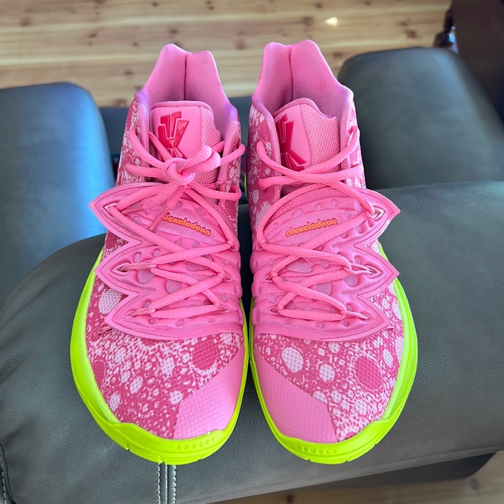 Men’s Nike Kyrie 5 Patrick sneakers